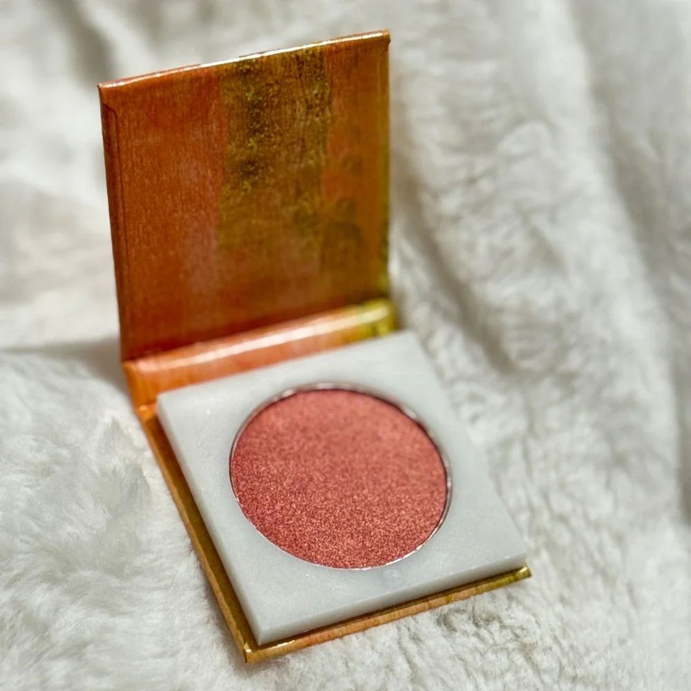Beaute Basics Foiled Eyeshadow Sweet Taffy Shimmer Metallic Rose Gold Single Pan